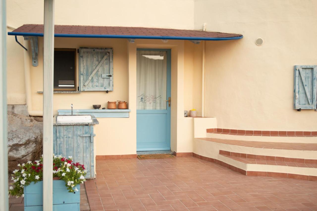 Nel Verde Del Villaggio - Casetta Celeste Gonnesa Exteriér fotografie